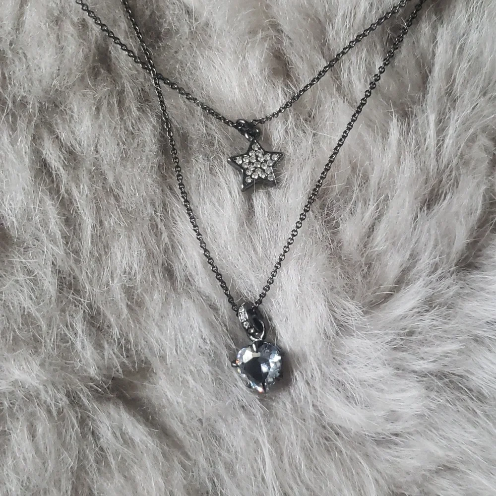 Juicy Couture Double Layer Hematite Star and Heart Crystal Pave Necklace - Picture 6 of 11